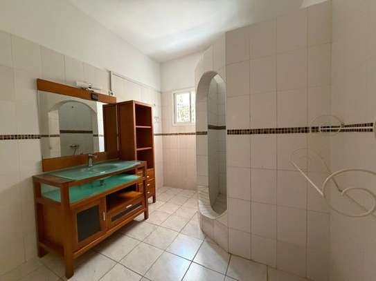 Villa proche de le plage  a vendre a Ngaparou image 11
