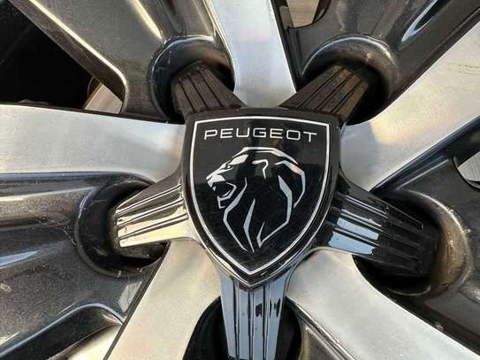 PEUGEOT 3008 GTLINE 2020 image 4
