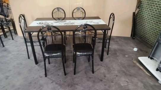 Table a manger 4 chaises image 1