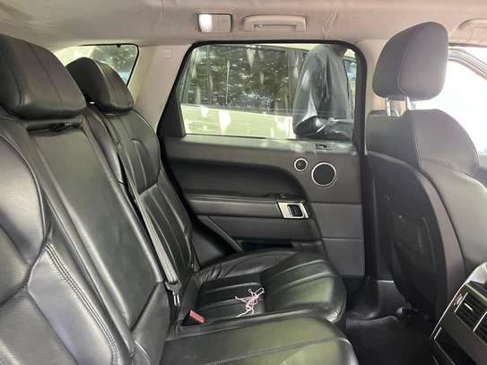 Range Rover Sport image 6