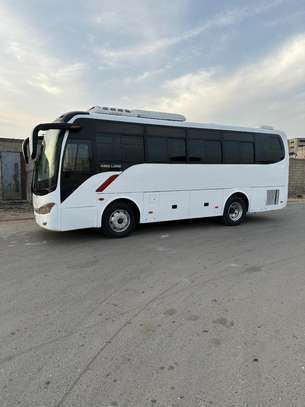 Bus king long 33 places image 1