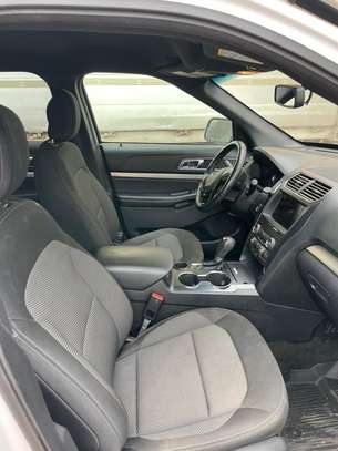 Ford Explorer 2018 image 4