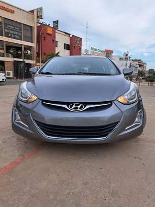 Hyundai elantra image 1