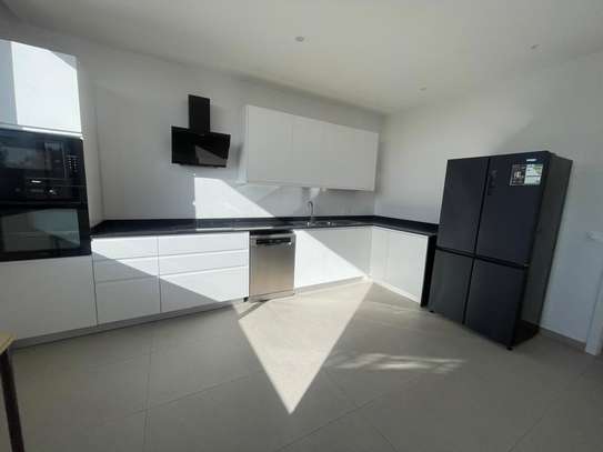 Bel appartement à louer à fann résidence image 2
