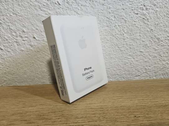 Batterie MagSafe AMB26-08337 pour iPhone Apple image 14