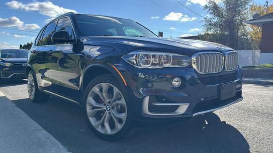 BMW X5 Luxury image 3