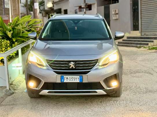 PEUGEOT 5008  Année 2018 image 6