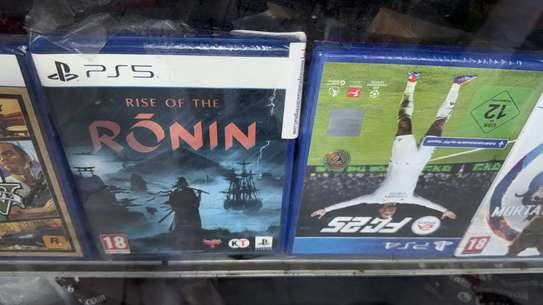 Cb PlayStation 4 seller image 1