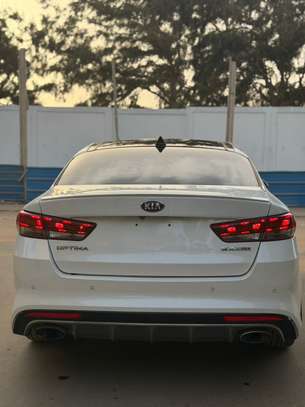Kia optima image 6