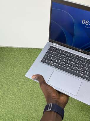 Dell latitude 5420 2in 1 image 1