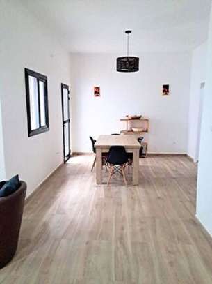 ESPACIEUSE VILLA DE 5 CHAMBRES AU COEUR DE SALY image 5