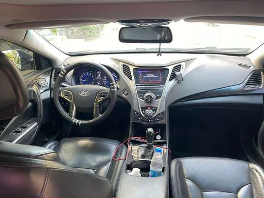 HYUNDAI GRANDEUR 2015 image 5