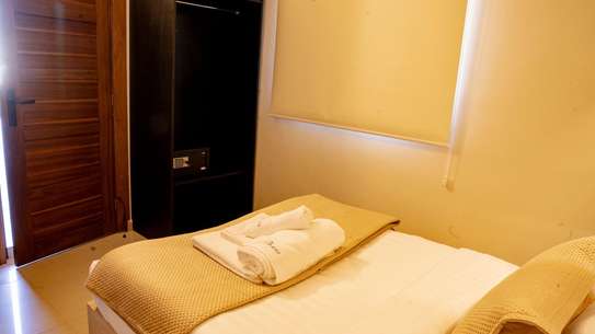 Chambre single a KADISS HOTEL, Sicap Foire image 3