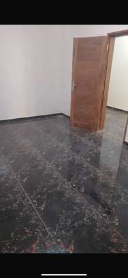 Appartement à louer à Jaxaay/Diakhaye image 4