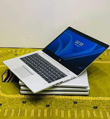 HP EliteBook 735 G6 * carte graphique 2 giga dédié image 4