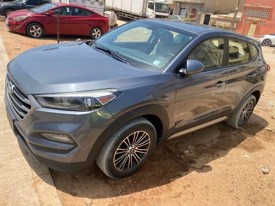 Hyundai Tucson image 2