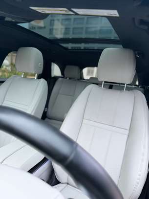 RANGE ROVER VELAR 2018 image 11