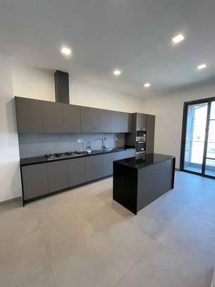 Splendides Duplex à Louer aux Almadies image 8
