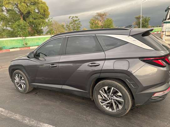 Hyunday Tucson 2022 image 2