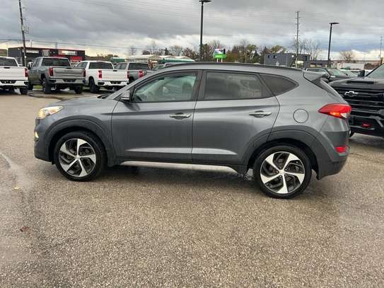 LOCATION HYUNDAI TUCSON image 2