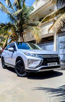 Mitsubishi ÉCLIPSE CROSS image 12