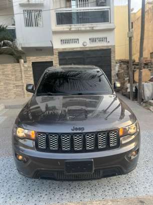 JEEP GRAND CHEROKEE image 2