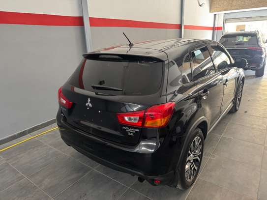 Mitsubishi outlander Anne 2016 image 4