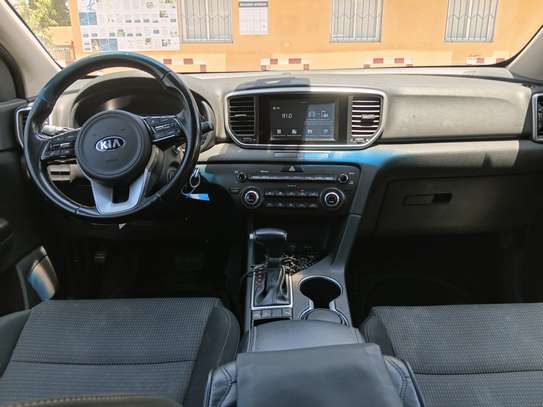 Kia Sportage image 2