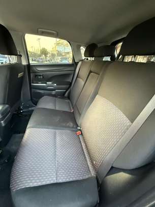 MITSUBISHI OUTLANDER SPORT 2018 image 8