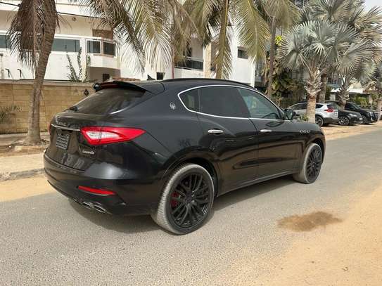 Maserati image 2