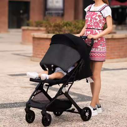 Poussette bébé pliable 2 en 1 pour bébé image 3