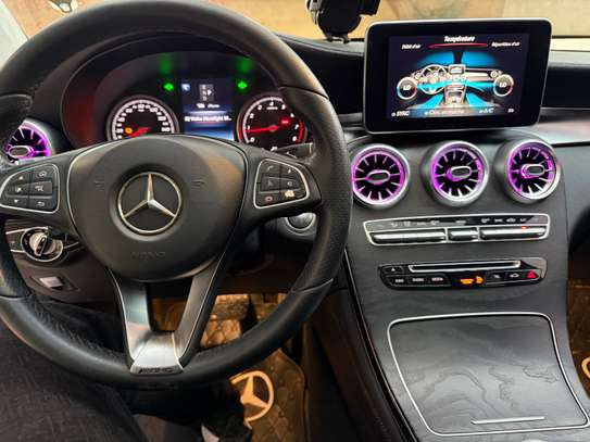 Mercedes GLC 300 coupe image 4
