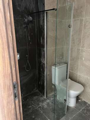 Appartement F4 à côté de Jean Mermoz image 12