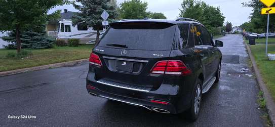 Mercedes GLE 400 image 2