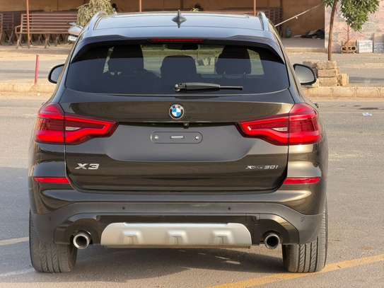 BMW X3 année 2019 image 8