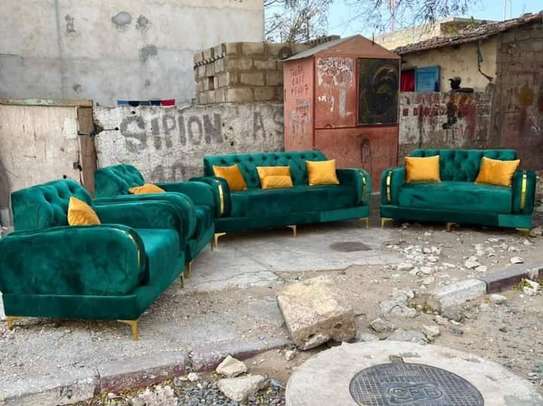 Salon de 7 place image 3