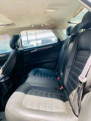Ford fusion image 3