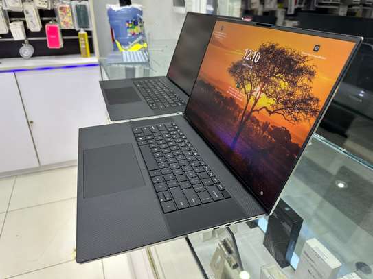Dell XPS 9700 i7 32Go 1To 17 pouces image 7