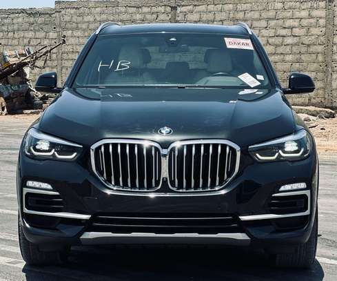Bmw x5 2021 image 2
