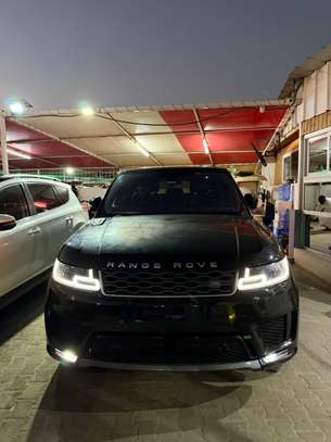 Range Rover sport image 3