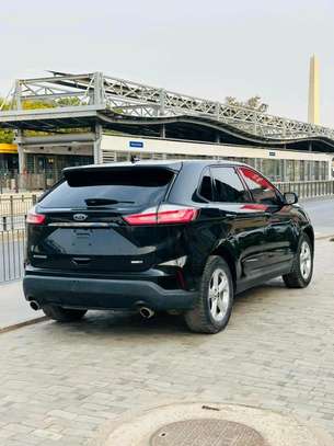 Ford Edge SEL 2019 image 9