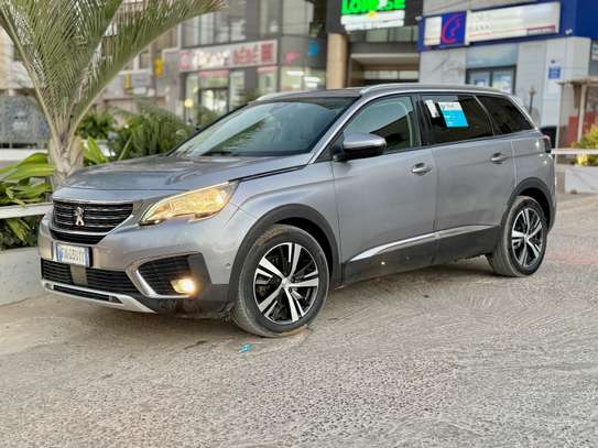 PEUGEOT 5008  Année 2018 image 2