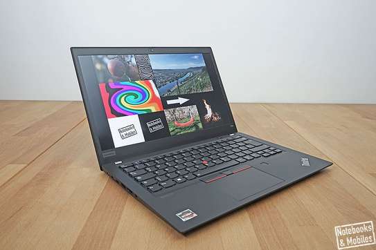 Lenovo ThinkPad T14 image 2