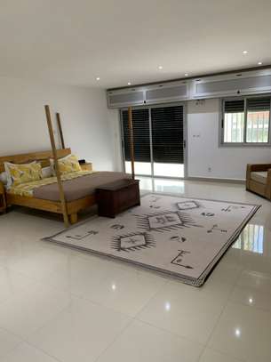 Villa R+1 de Type F6 à louer sur Virage image 10