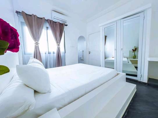 LOCATION STUDIO MEUBLÉ HAUT STANDING A SALY image 3