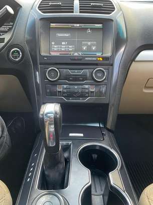 FORD EXPLORER 7PLACES 2016 image 15