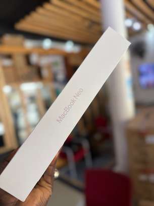 MacBook Neo  Pink  8Go / 256Go  Azerty image 1
