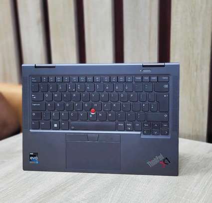 Lenevo Thinkpad x1 Yoga i7 13th 1Terra/32Go image 4