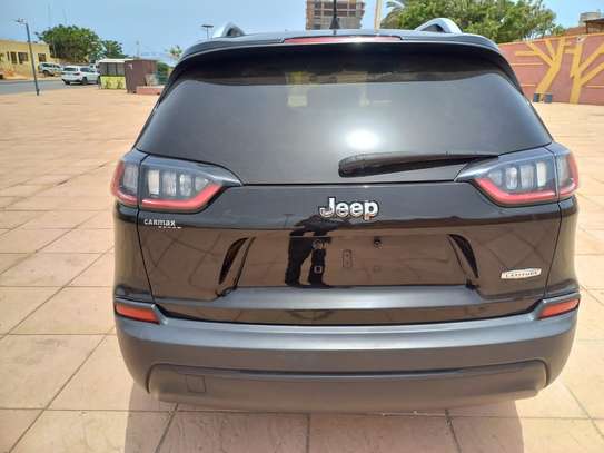 Jeep cherokee plus 2019 essence automatique 4cylindre image 6