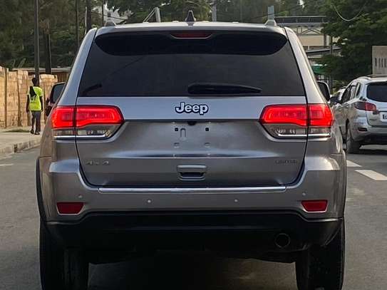 Jeep Grand cherooke image 7